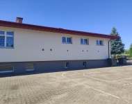 Prace w szkole podstawowej w Piaskach