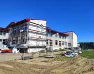 Prace w szkole podstawowej w Piaskach