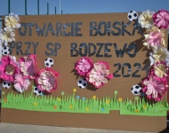 Festyn rodzinny i otwarcie boiska wielofunkcyjnego w SP w Bodzewie