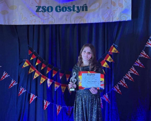 Uczennica Szkoły Podstawowej w Bodzewie wyśpiewała 1 miejsce